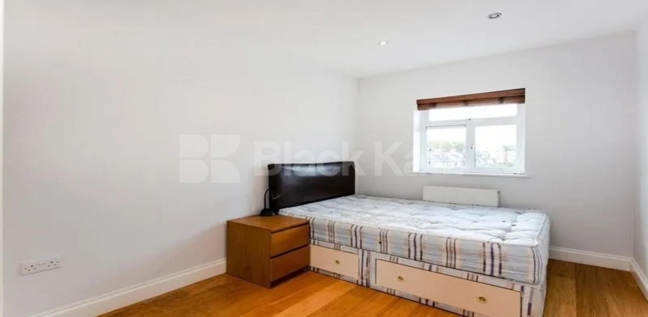 4 bedroom 2 bathroom inclusive of all bills excluding Council Tax Camden Road, Holloway